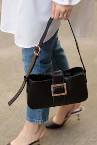 Modalamelif Deri Görünümlü Toka Kilitli Çanta Siyah