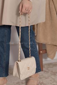 Modalamelif Kapitone Dikişli Çanta Vizonrengi