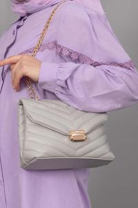 Modalamelif V Dikişli Kapitone Vera Çanta Gri