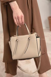 Lamelif Deri Görünümlü Püskül Detay Çanta Vizonrengi