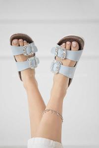 Modalamelif Volinda Kadın Taşlı Tokalı Deri Terlik Açık  Mavi