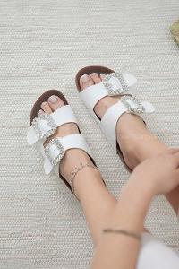 Modalamelif Volinda Kadın Taşlı Tokalı Deri Terlik Beyaz