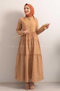 Modalamelif Hakim Yaka Fırfırlı Elbise Camel