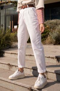 Modalamelif Deri Kemerli Pensli Gabardin Pantolon Beyaz