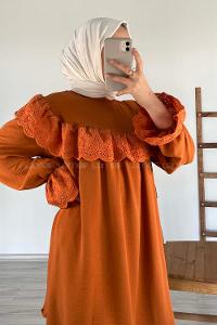 Modalamelif Güpür Fırfırlı Ayrobin Tunik Kiremit