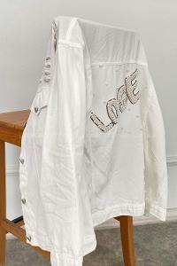 Modalamelif Arkası Lose Yazılı Boncuk Detaylı Ceket Beyaz