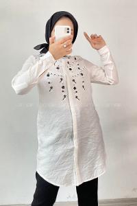 Modalamelif Önü Gizli Düğmeli Nakış Motif İşlemeli Gömlek Ekru