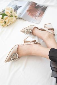 Modalamelif  Kadın Topuklu Taş Detay Saten Sandalet Krem