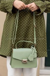 Modalamelif Kapak Kilitli Askılı Çanta Çağla Yeşili