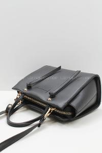 Lamelif Deri Görünümlü Püskül Detay Çanta Siyah