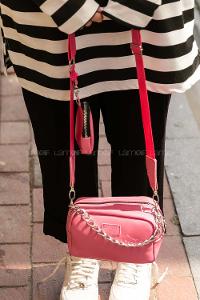 Lamelif İki Bölmeli Zincir Aksesuarlı Saten Çanta Şeker Pembesi