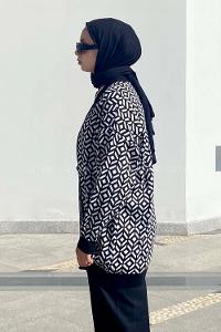 Modalamelif Çift Cepli Renk Garnili Desenli Triko Hırka Siyah-Beyaz