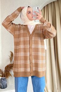 Modalamelif V Yaka Önü Boydan Düğmeli Ekose Desen Triko Hırka Sütlükahve