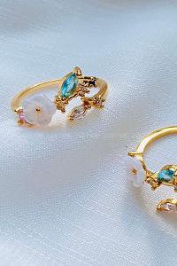 Modalamelif Beyaz Çicek Detaylı Yüzük