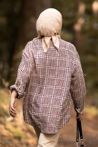 Modalamelif Önü Boydan Düğmeli Tek Cep Detaylı Desenli Gömlek Kahverengi