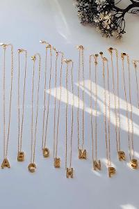 Modalamelif Tombul D Harfli Kolye