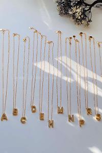 Modalamelif Tombul M Harfli Kolye