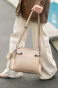 Modalamelif Ponpon Anahtarlıklı Çapraz Çanta Vizon