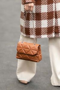 Modalamelif Zincir Askılı İki Bölmeli Çanta Taba