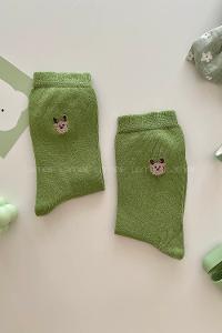 Modalamelif Figürlü Nakış İşlemeli Soket Çorap Yeşil