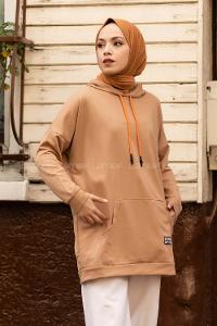 Modalamelif Kapüşon Detaylı Kanguru Cepli Arma Nakışlı Sweat Sütlü Kahve