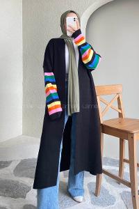 Modalamelif Kolu Çizgi Renk Garnili Yırtmaç Detaylı Hırka Siyah