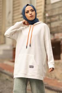 Modalamelif Kapüşon Detaylı Kanguru Cepli Arma Nakışlı Sweat Beyaz