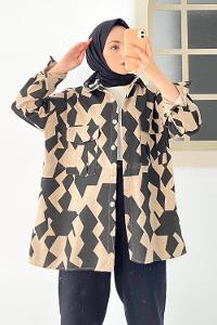 Düğmeli Çift Kapak Cepli Geometrik Desen Gömlek Bej-Siyah