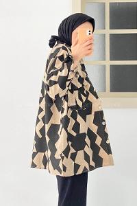 Düğmeli Çift Kapak Cepli Geometrik Desen Gömlek Bej-Siyah