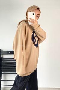 Modalamelif Yazı Baskılı Bisiklet Yaka Salaş Sweat Bej