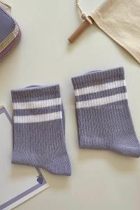 Modalamelif Eflatun Beyaz Çizgili Soket Çorap