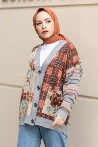 Modalamelif Önü Düğme Detaylı Kilim Desenli Çift Çepli Triko Hırka Açık Gri - Bej