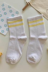 Modalamelif Sarı Çizgili Beyaz Soket Çorap