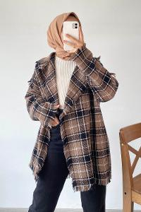 Modalamelif Ekose Desen Püsküllü Hırka Sütlü Kahve - Siyah