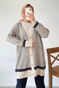 Modalamelif V Yaka Önü Düğmeli Mini Kare Desenli Hırka Taşrengi