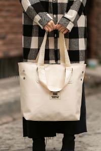 Cream Buckle Skin Hand Bag Bag