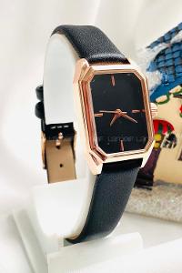 Modalamelif Vintage Kare Kesim Gold Çerçeve Saat