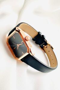 Modalamelif Vintage Kare Kesim Gold Çerçeve Saat