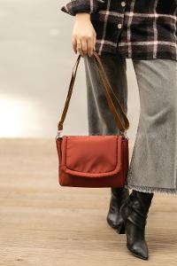 Modalamelif Paraşüt Kumaş Kapak Kilitli Çanta Kiremit