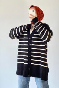 i Renk Garnili Basic Hırka Siyah