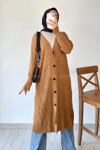 Modalamelif Önü Boydan Düğme Detaylı Fitilli Uzun Hırka Kahverengi