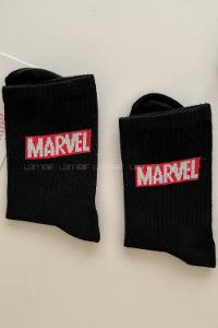 Lamelif Marvel Yazılı Siyah Çorap