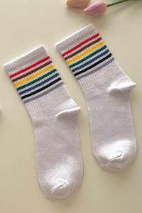 Modalamelif Renkli Çizgiler Beyaz Çorap