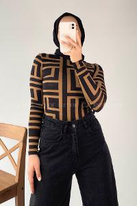 Lamelif Yarım Balıkçı Yaka Geometrik Desen Body Sütlükahve