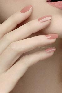 Nude-en Nail polish