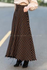 Modalamelif Önü Düğme Detaylı Püsküllü Etek Siyah-Kahve