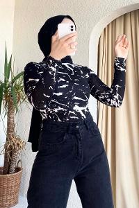 Black-2 Medium Crew Neck Long Arm Cotton Body