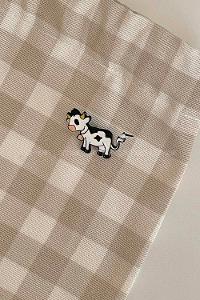 Lamelif İnek Desen Demir Broş