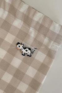 Lamelif İnek Desen Demir Broş