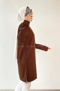 Modalamelif Wısconsın Yazı Baskılı Yırtmaçlı Tunik Acıkahve